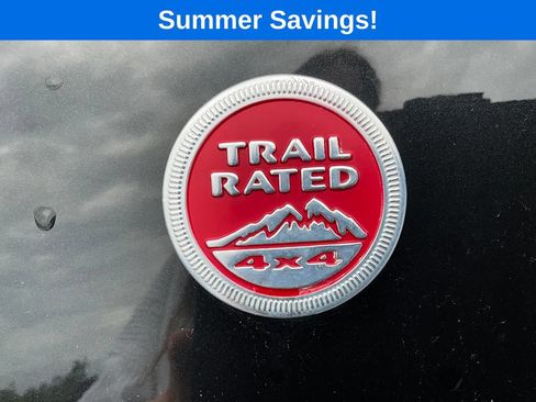 Used 2016 Jeep Cherokee Trailhawk AWD/4WD image 13
