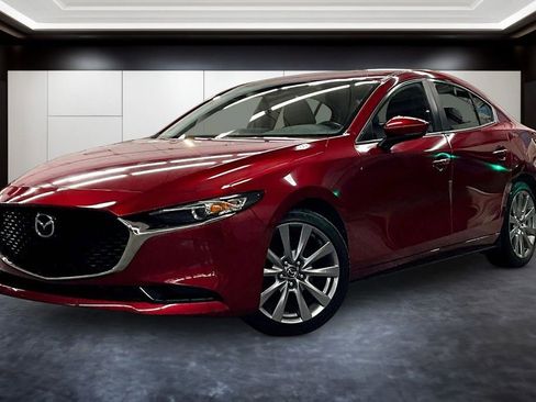 Used 2019 MAZDA MAZDA3 AWD Sedan w/ Preferred Package image 3