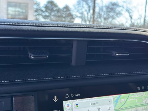 Used 2023 GMC Yukon Denali Ultimate image 19