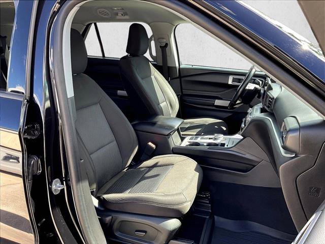 Used 2022 Ford Explorer XLT RWD image 6
