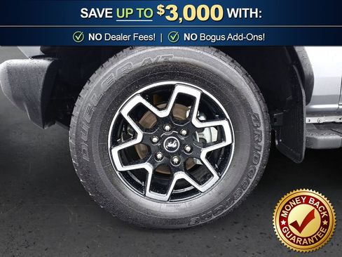 Used 2024 Ford Bronco Big Bend w/ Sasquatch Package image 13