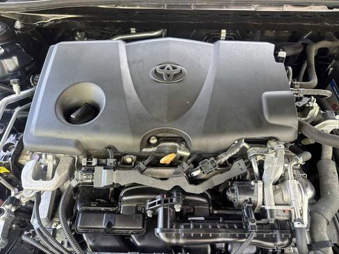 Used 2019 Toyota Camry LE w/ Protection Package (Q2) FWD image 13