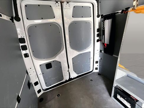 Used 2024 Mercedes-Benz Sprinter 2500 image 20