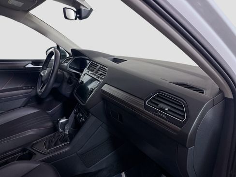 Used 2024 Volkswagen Tiguan Wolfsburg Edition image 30