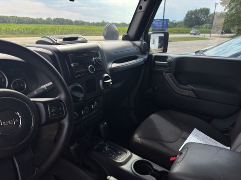 Used 2014 Jeep Wrangler Sport AWD/4WD image 20