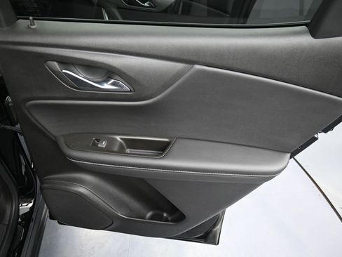 Used 2025 Chevrolet Blazer LT FWD image 26