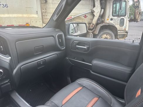Used 2021 GMC Sierra 1500 AT4 AWD/4WD image 19