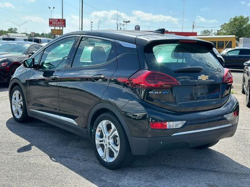 Used 2017 Chevrolet Bolt LT FWD image 8