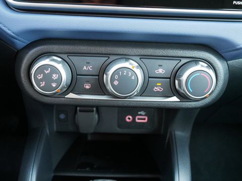 Certified 2024 Nissan Versa SV image 23