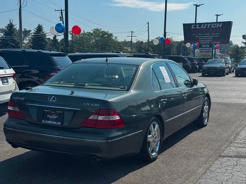 Used 2004 Lexus LS 430 RWD image 5