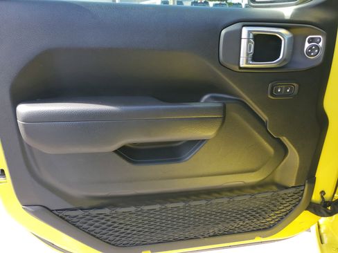 Used 2023 Jeep Wrangler Sport image 25