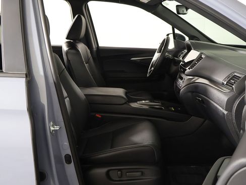 Used 2025 Honda Passport EX-L image 26