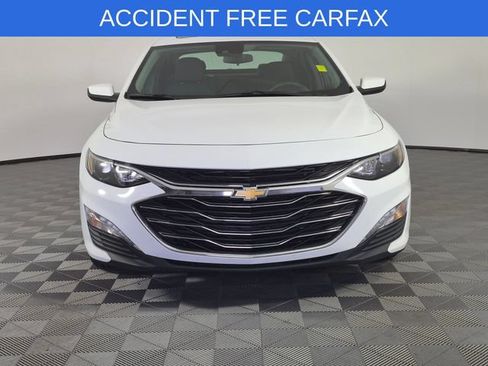 Used 2024 Chevrolet Malibu LT FWD image 3
