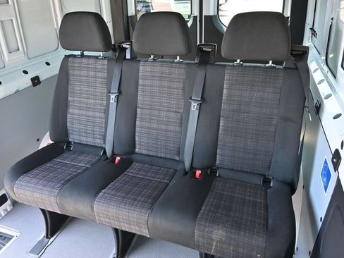Used 2021 Mercedes-Benz Sprinter 2500 image 23