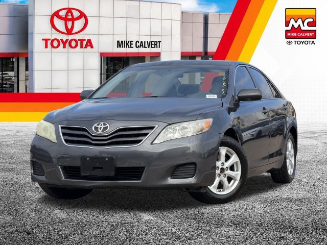 Used 2011 Toyota Camry LE w/ LE Extra-Value Pkg FWD image 1