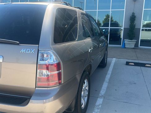 Used 2004 Acura MDX Touring image 3