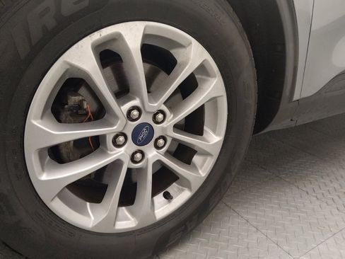 Used 2022 Ford Escape SE FWD image 31
