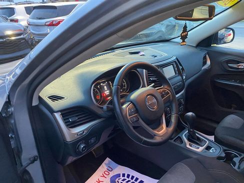 Used 2014 Jeep Cherokee Latitude image 14