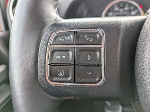 Used 2015 Jeep Wrangler Unlimited Sahara w/ Connectivity Group image 17