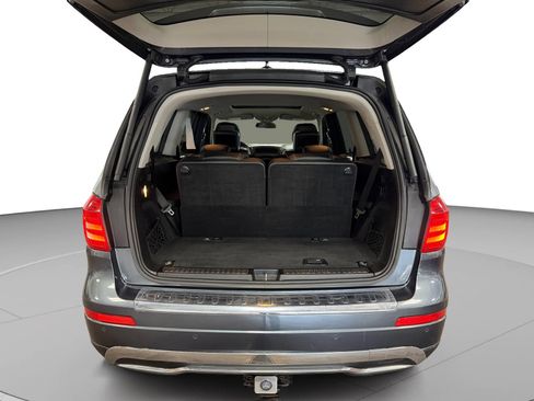 Used 2015 Mercedes-Benz GL 450 4MATIC w/ Parking Assist Package image 25
