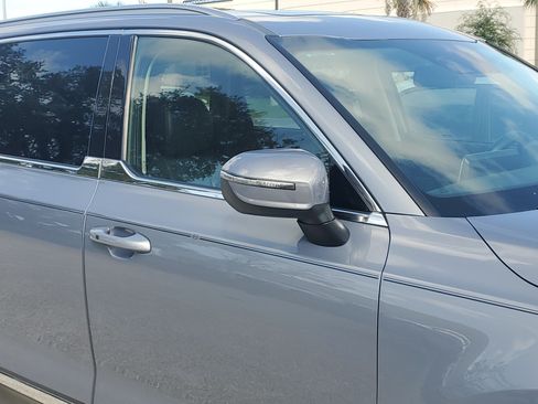 Used 2021 Kia Telluride EX FWD image 3