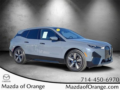 Used 2023 BMW iX xDrive50 image 1