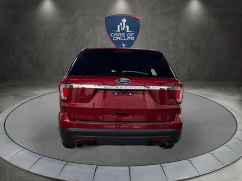 Used 2017 Ford Explorer FWD image 4