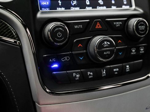 Used 2018 Jeep Grand Cherokee Trackhawk image 65