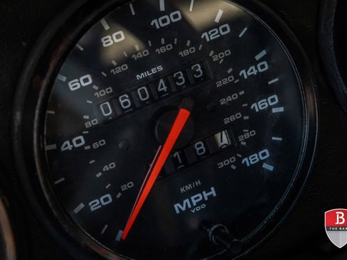Used 1994 Porsche 911 Carrera 4 AWD/4WD image 24