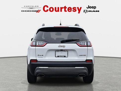 Certified 2022 Jeep Cherokee Limited AWD/4WD image 5