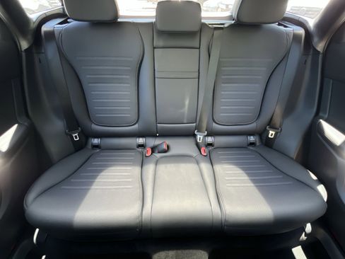 New 2026 Mercedes-Benz GLC 300 4MATIC image 15