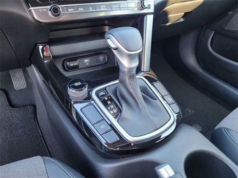 Used 2024 Kia Seltos S image 21