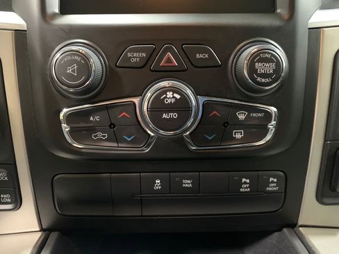 Used 2017 RAM 1500 Big Horn image 11