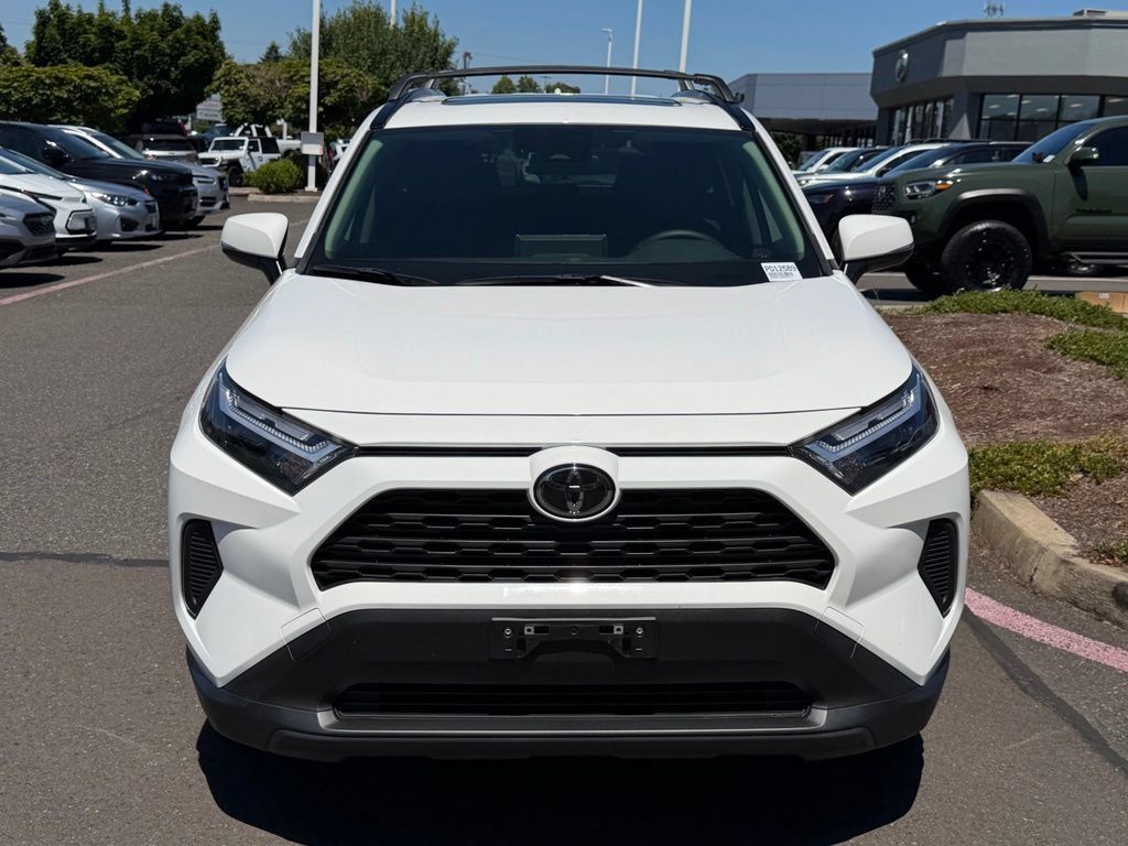 Used 2025 Toyota RAV4 XLE w/ Convenience Package AWD/4WD image 3