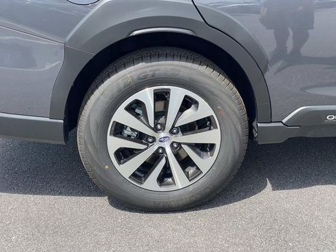 Used 2025 Subaru Outback Premium w/ Popular Package #1 image 29