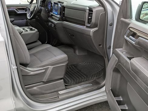 Used 2023 Chevrolet Silverado 1500 LT AWD/4WD image 24