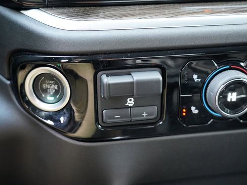 Used 2022 Chevrolet Silverado 1500 RST w/ All Star Edition Plus image 43