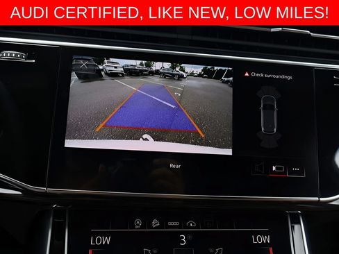 Used 2023 Audi Q7 2.0T Premium w/ Towing Package AWD/4WD image 22