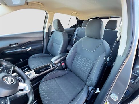 Used 2022 Nissan Kicks SV image 18