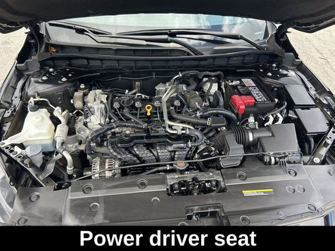 Used 2024 Nissan Altima 2.5 SV AWD/4WD image 17