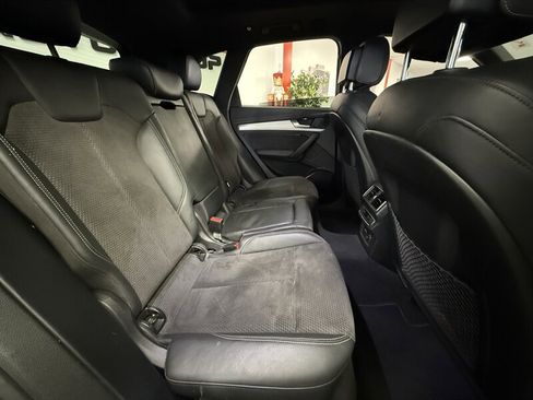 Used 2019 Audi SQ5 Premium Plus w/ Premium Plus Package image 15