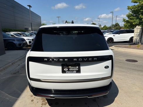 Used 2023 Land Rover Range Rover SE AWD/4WD image 4