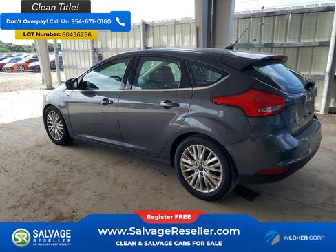 Used 2017 Ford Focus Titanium FWD image 3