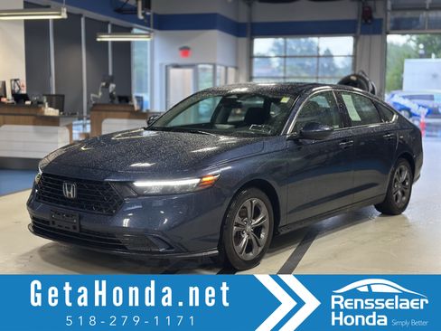 Used 2023 Honda Accord EX image 1