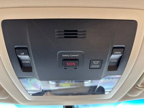 Used 2015 Lexus NX 200t FWD w/ Premium Package image 21