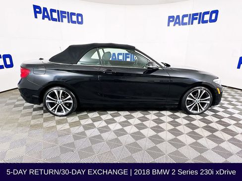 Used 2018 BMW 230i xDrive Convertible image 9