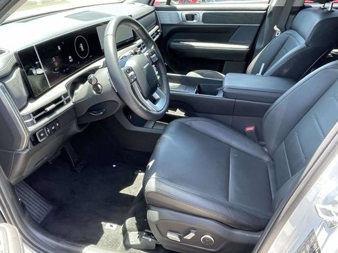 Used 2026 Hyundai Santa Fe Limited AWD/4WD image 12
