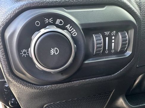 Used 2022 Jeep Wrangler Rubicon w/ Steel Bumper Group AWD/4WD image 11