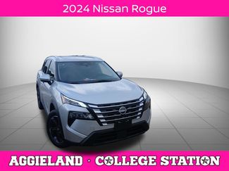 Used 2024 Nissan Rogue SV w/ SV Premium Package FWD video 1