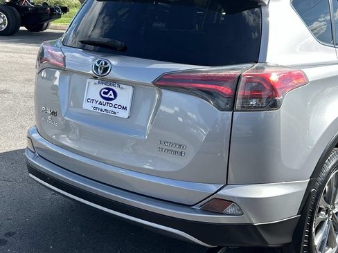 Used 2017 Toyota RAV4 Limited w/ Advanced Technology Package AWD/4WD image 13